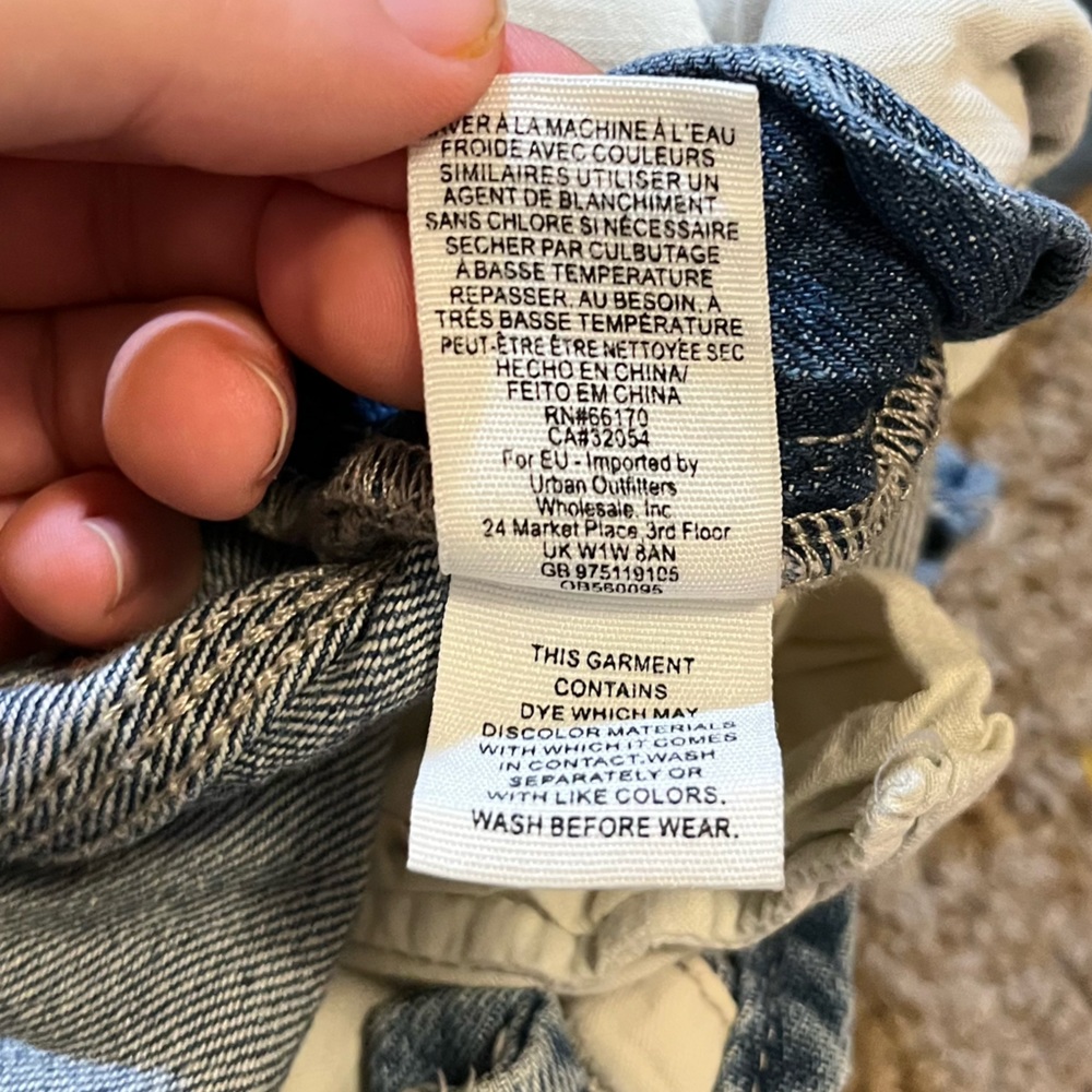 We the Free People Boyfriend Baggy Denim Overalls Size 26 - Picture 10 of 14